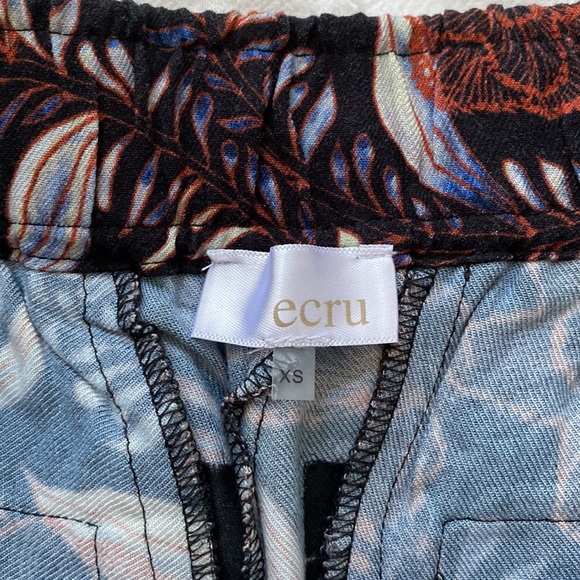 ecru High Rise Pattern Pant XS - Picture 7 of 7